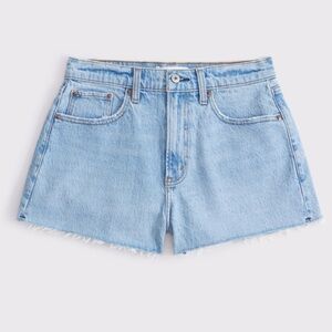 A&F The Mom short high rise curve love